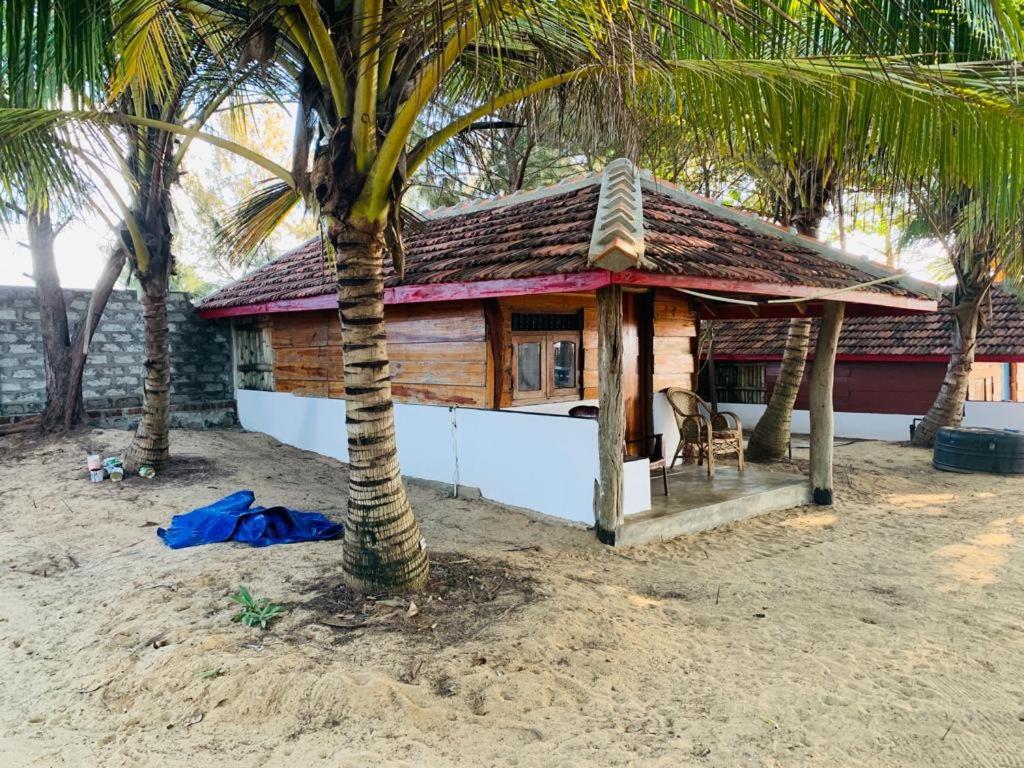 Shim Beach Resort 阿鲁甘湾 外观 照片