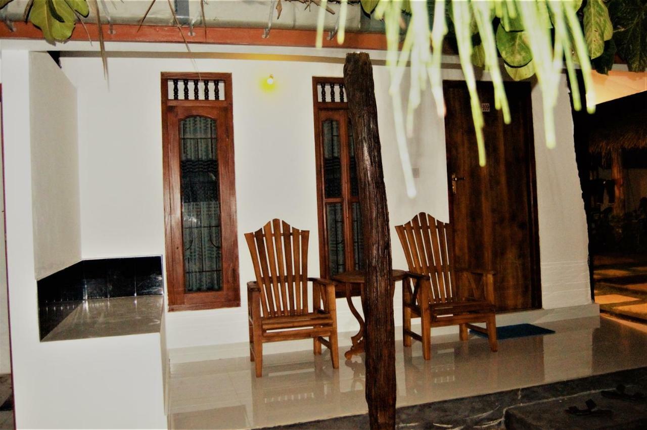 Shim Beach Resort 阿鲁甘湾 外观 照片